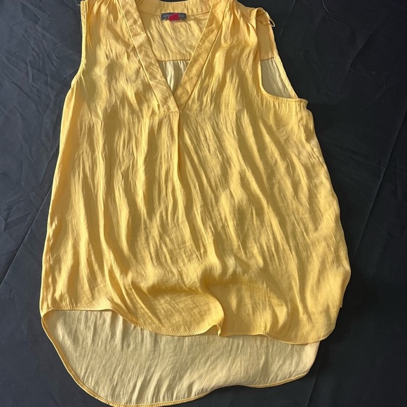 Vince Camuto Tops - Yellow Sleeveless Women's Top Vince camuto PXS